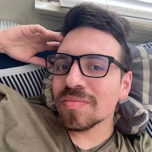 Meet your Posher, Cory